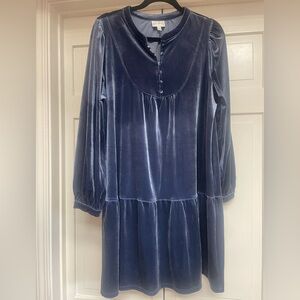 Elegant Velvet Long Sleeve Dress